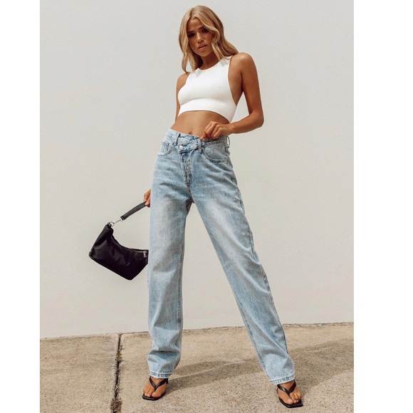 new! Princess Polly Asymmetrical Jeans - Picture 1 of 6